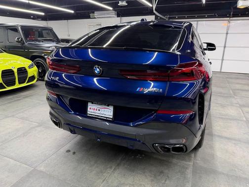 2024 BMW X6 M60i