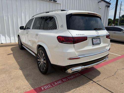 MANUFAKTUR Diamond White Metallic 2023 Mercedes-Benz Maybach GLS 600 4MATIC