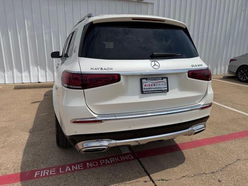 MANUFAKTUR Diamond White Metallic 2023 Mercedes-Benz Maybach GLS 600 4MATIC