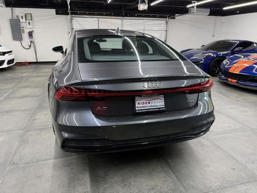 2022 Audi A7 55 Premium Plus