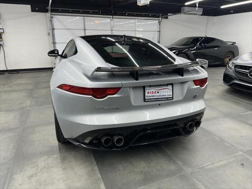 2017 Jaguar F-TYPE SVR