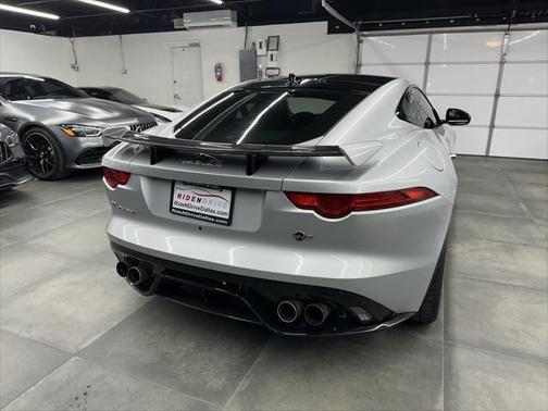 2017 Jaguar F-TYPE SVR