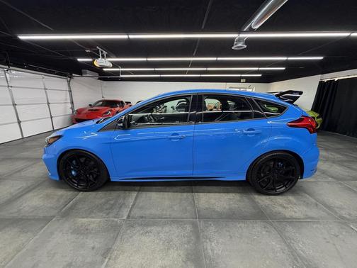 2018 Ford Focus RS Base