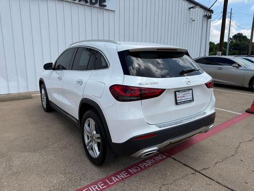 Polar White 2022 Mercedes-Benz GLA 250 Base