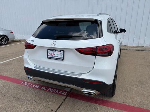Polar White 2022 Mercedes-Benz GLA 250 Base