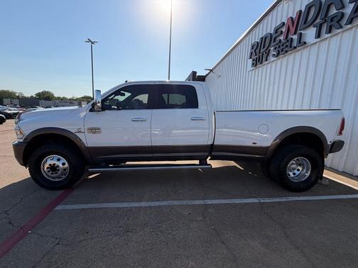 Bright White Clearcoat 2018 RAM 3500 Longhorn