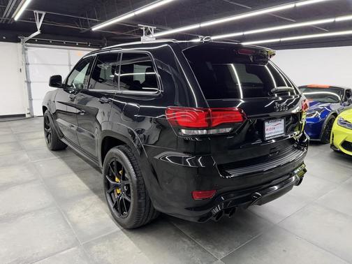 2021 Jeep Grand Cherokee Trackhawk