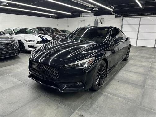 2018 INFINITI Q60 2.0t PURE
