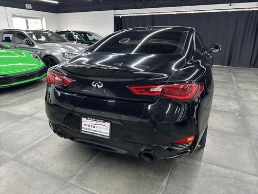 2018 INFINITI Q60 2.0t PURE