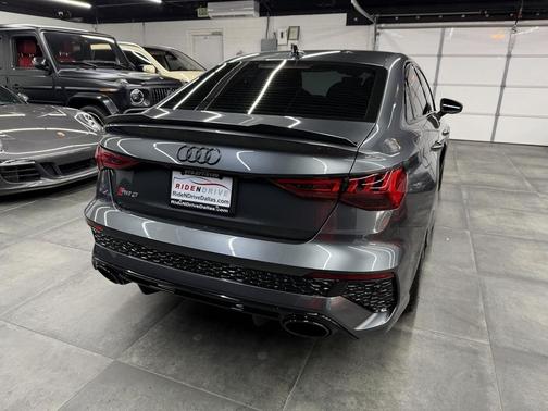 2023 Audi RS 3 TFSI quattro S tronic