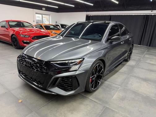 2023 Audi RS 3 TFSI quattro S tronic