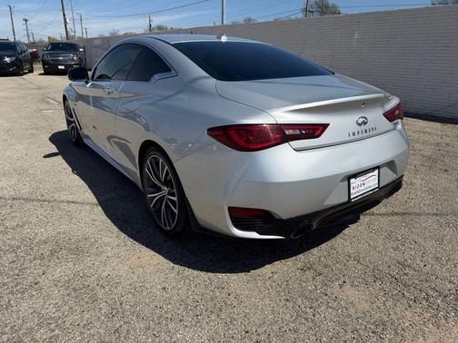 2018 INFINITI Q60 3.0T LUXE