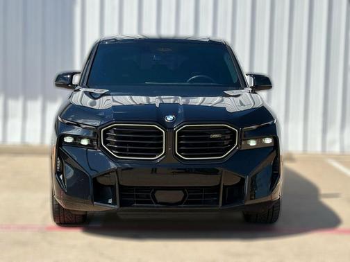 Black Sapphire Metallic 2024 BMW XM Base