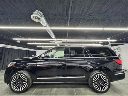 2021 Lincoln Navigator Black Label