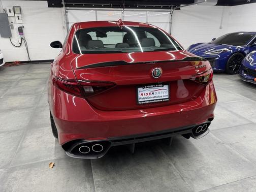 2019 Alfa Romeo Giulia Quadrifoglio