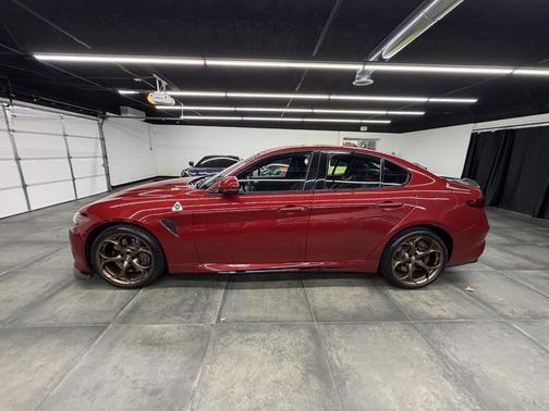 2019 Alfa Romeo Giulia Quadrifoglio