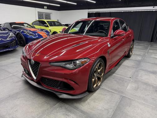 2019 Alfa Romeo Giulia Quadrifoglio