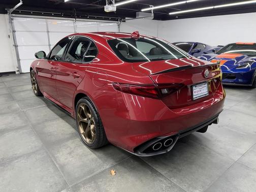 2019 Alfa Romeo Giulia Quadrifoglio