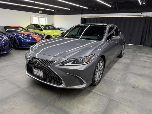 2021 Lexus ES 350 Base