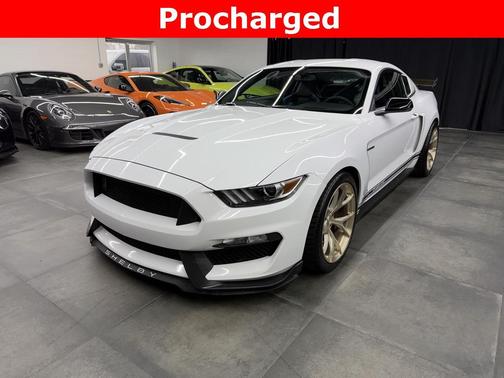 2017 Ford Shelby GT350 Base