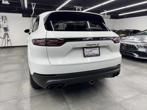 2019 Porsche Cayenne S