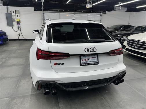 2022 Audi RS 6 Avant 4.0T