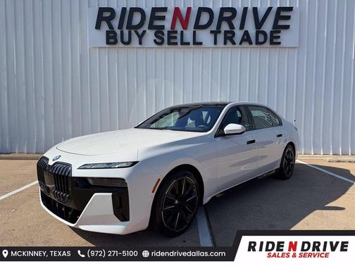 Mineral White Metallic 2023 BMW 740 i