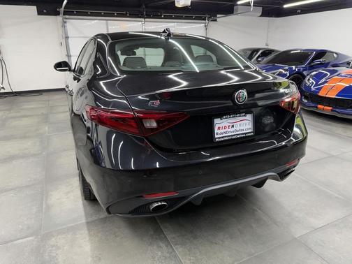 2019 Alfa Romeo Giulia Ti Sport