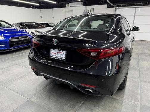 2019 Alfa Romeo Giulia Ti Sport