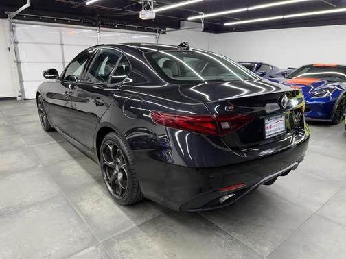 2019 Alfa Romeo Giulia Ti Sport