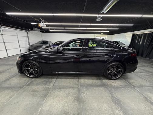 2019 Alfa Romeo Giulia Ti Sport