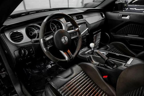 2013 Ford Shelby GT500 Base