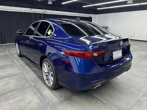 2020 Alfa Romeo Giulia Base