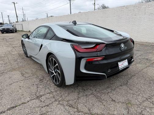 2016 BMW i8 Base