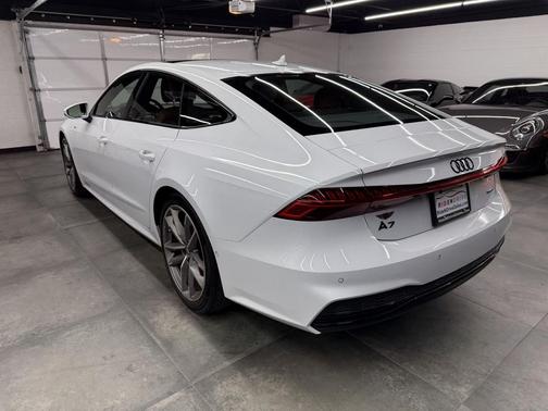 2022 Audi A7 55 Premium Plus