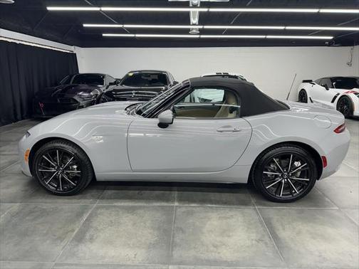 2025 Mazda MX-5 Miata Grand Touring