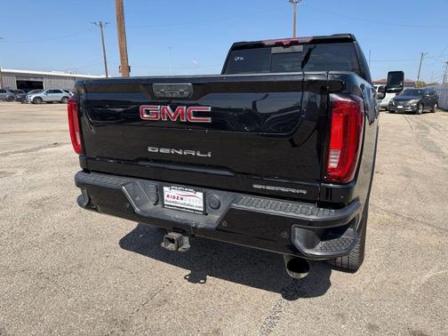 2022 GMC Sierra 2500 Denali