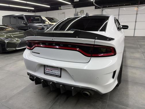 2017 Dodge Charger R/T 392