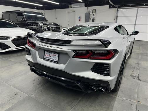2020 Chevrolet Corvette Stingray w/2LT