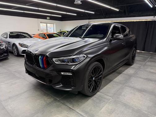 2021 BMW X6 M50i