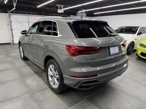 2023 Audi Q3 Premium 45 TFSI S line quattro Tiptronic