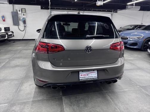 2015 Volkswagen Golf R 4-Door w/DCC & Navigation