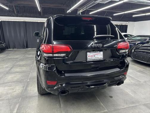2020 Jeep Grand Cherokee SRT