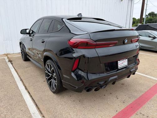 Black Sapphire Metallic 2021 BMW X6 M Base