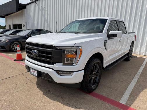 Oxford White 2022 Ford F-150 Lariat