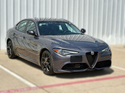 Vesuvio Gray Metallic 2020 Alfa Romeo Giulia Sport