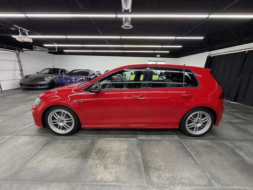 2017 Volkswagen Golf R 2.0T Manual