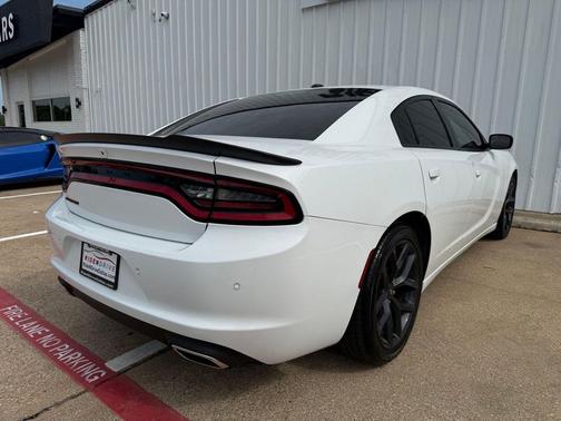 White Knuckle Clearcoat 2021 Dodge Charger SXT