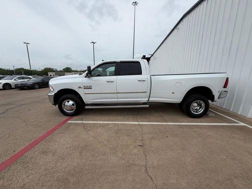 Bright White Clearcoat 2018 RAM 3500 Big Horn Crew Cab 4x4 8' Box