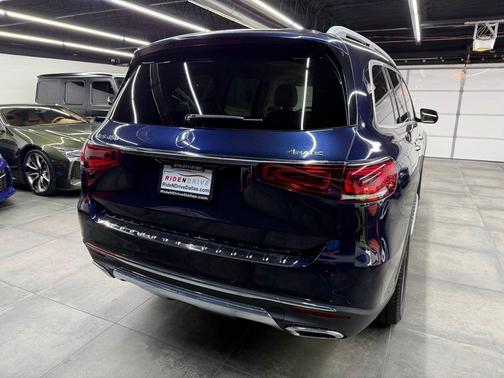 2022 Mercedes-Benz GLS 450 4MATIC